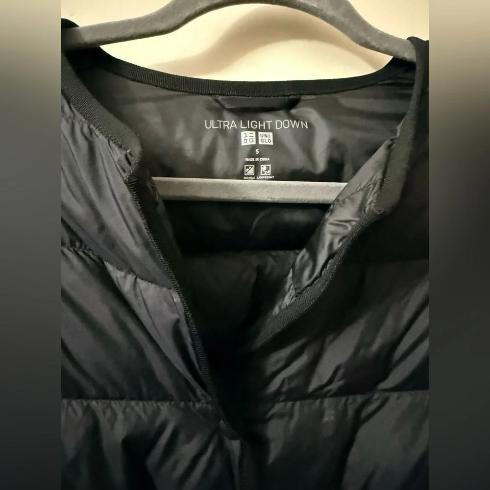 Uniqlo Women's puff tech compact  Coat - Picture 3 of 6